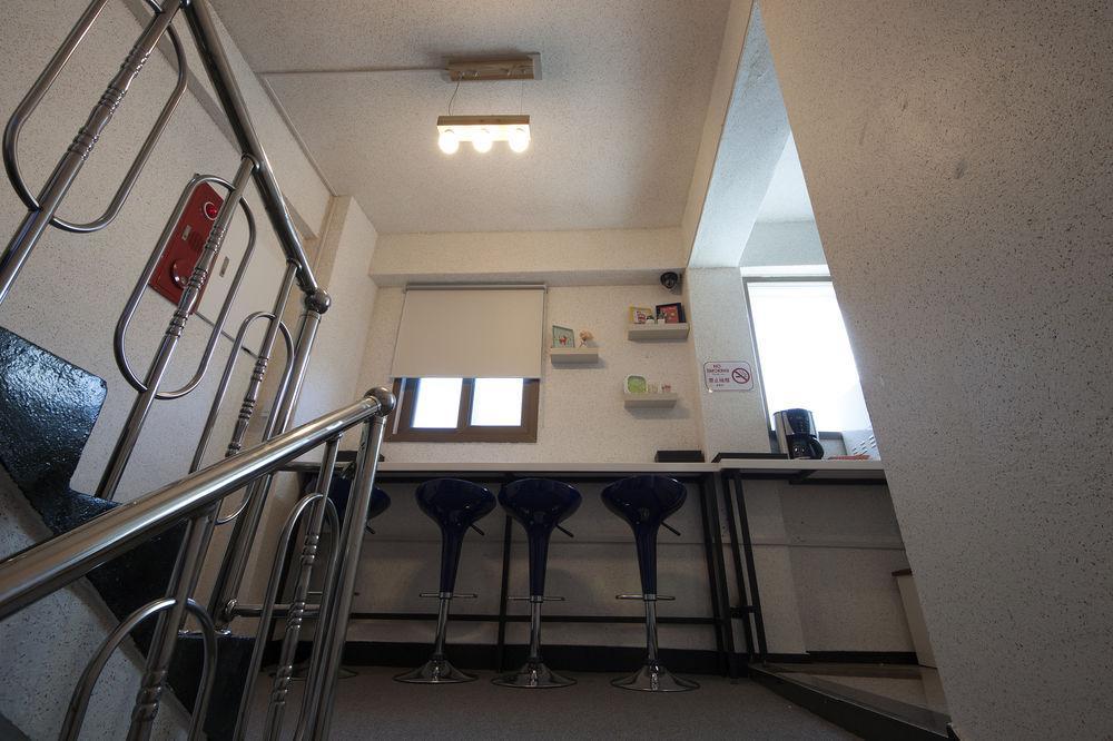 首爾 新村k旅馆2号酒店 外观 照片